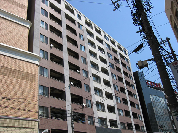 リシェ横浜山下公園の外観