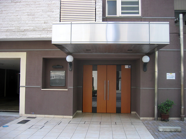 ミオカステーロ横濱関内の外観