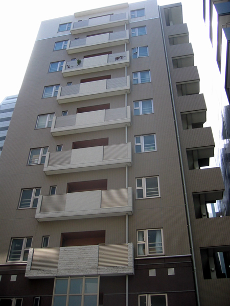 ミオカステーロ横濱関内の外観