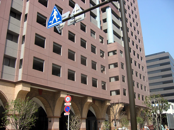 ヴィルヌーブタワー横浜関内の外観