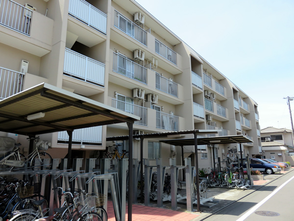 エクセル東林間の外観