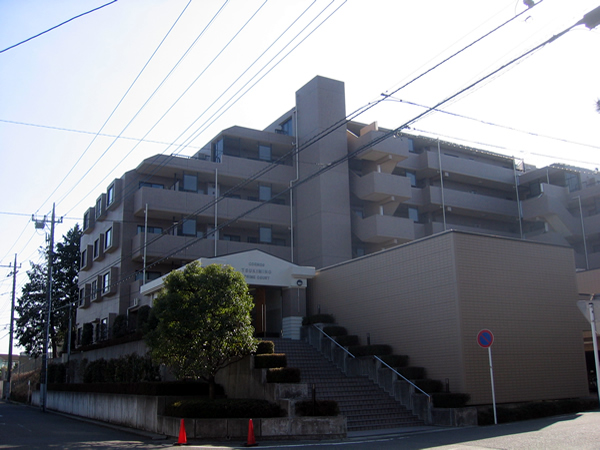 コスモつきみ野プライムコートの外観