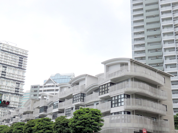 ヨコハマポートサイドロア3番館の外観