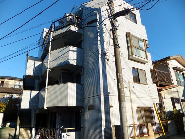 キャッスルマンション小田急相模原B号館の外観