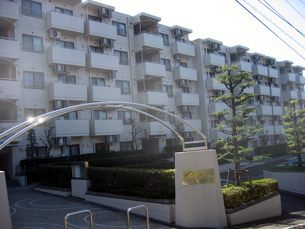 東急ドエルつきみ野セドラスの外観