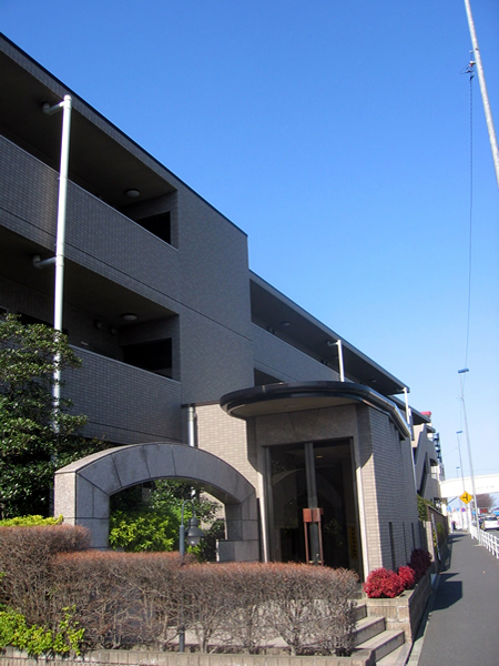 ハイコートつきみ野の外観