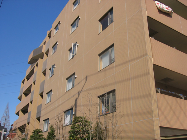 コスモ狛江ツインフォルムＷＥＳＴの外観