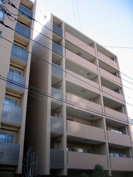 コスモ狛江ツインフォルムEASTの外観