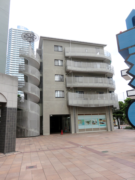 ヨコハマポートサイドロア3番館の外観