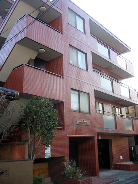 セザール東林間の外観