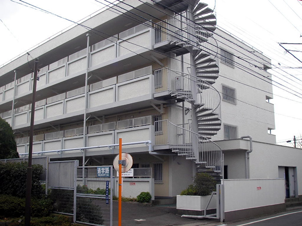 元住吉マンションの外観