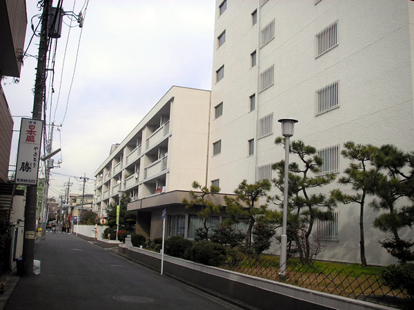 元住吉マンションの外観