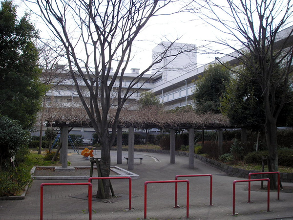 元住吉マンションの外観