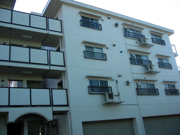 東林間オリエントハウスの外観