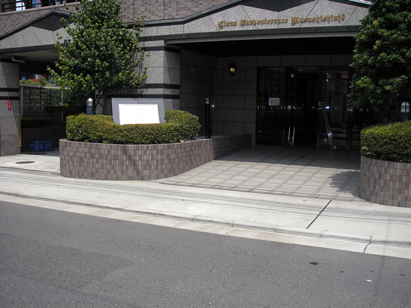 ライオンズガーデンテラス武蔵新城の外観