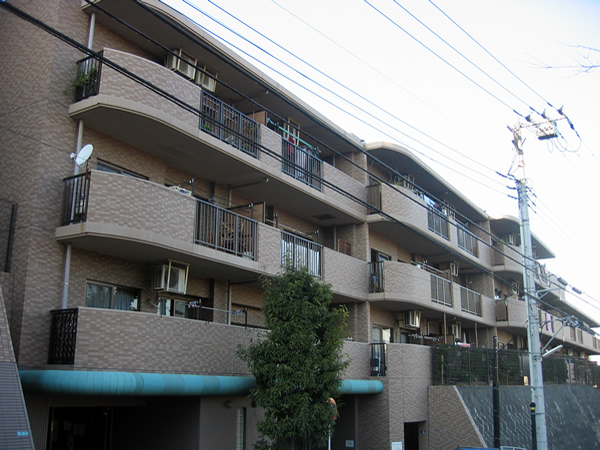 フォルスコート東林間の外観