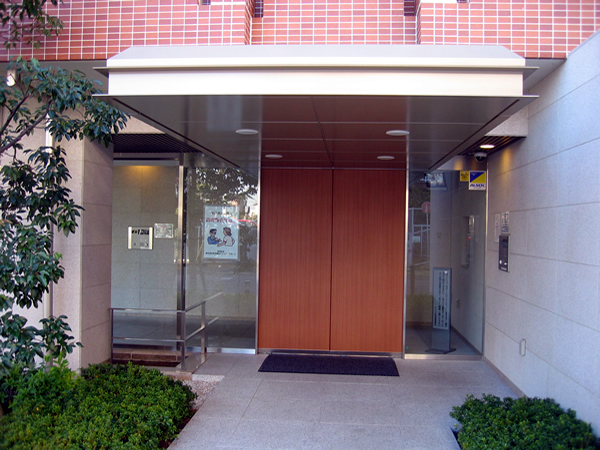 ブリリア東林間の外観