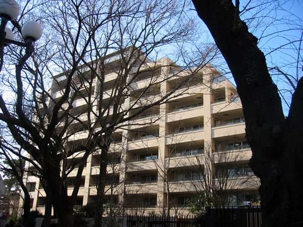 プラウドシティ東林間の外観