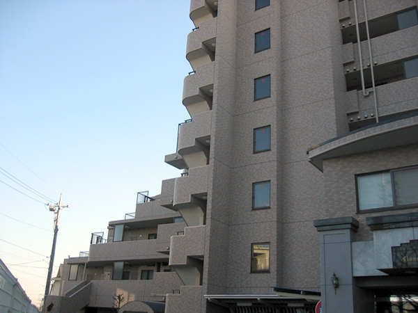 ライオンズマンション東林間第3の外観