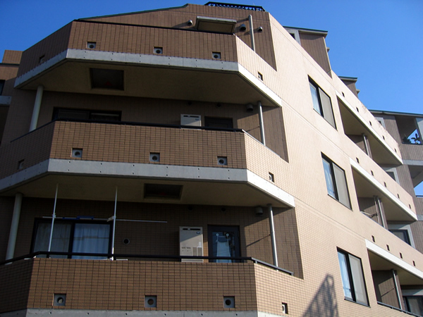 小田急コアロード東林間2の外観