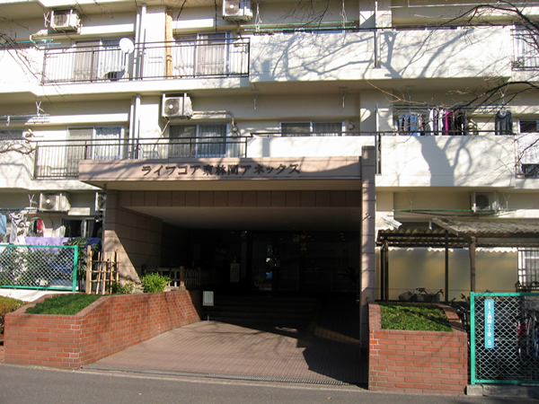 ライフコア東林間アネックスの外観