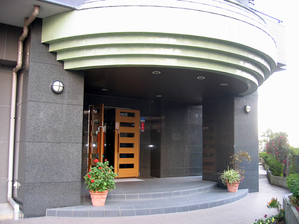 ロアーブルガーデン町田の外観