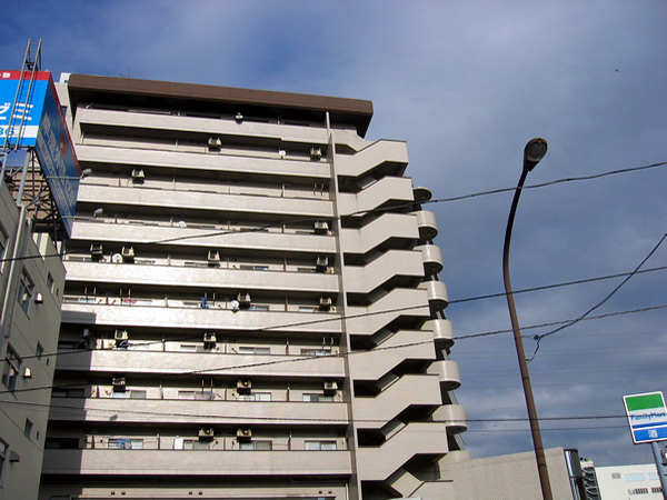 グローリア初穂町田の外観