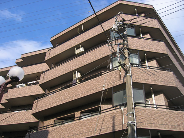 ライオンズマンション町田駅前の外観