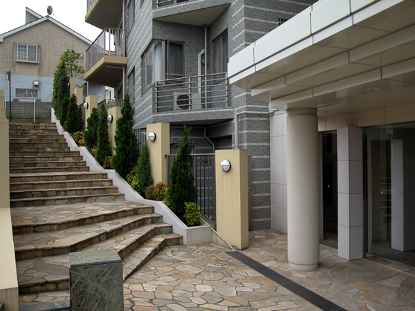 サンクタス鷺沼プライベートヒルの外観