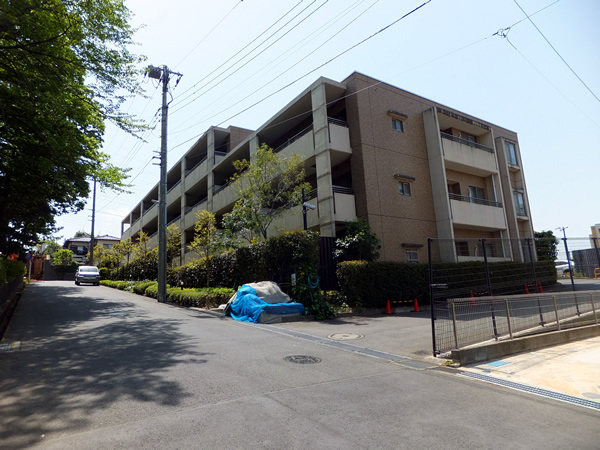 ライオンズマンション鷺沼フォレストヒルズサウスウィングの外観