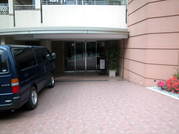 ライオンズマンション鷺沼フォレストヒルズサウスウィングの外観