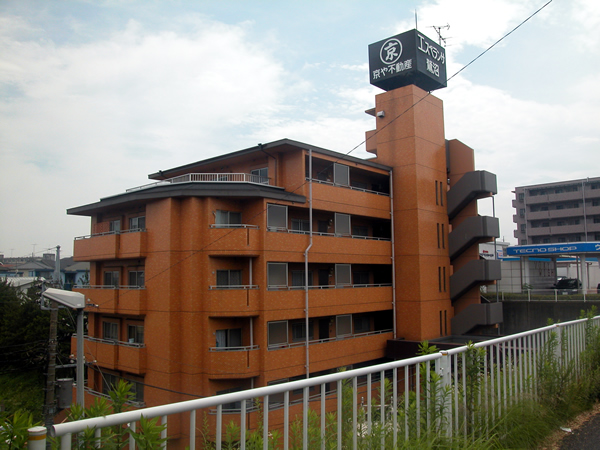 エスペランサ鷺沼の外観