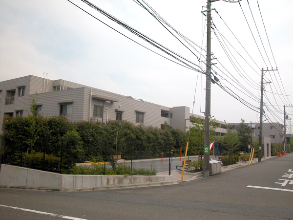 パークホームズ鷺沼3丁目ヒルテラスの外観