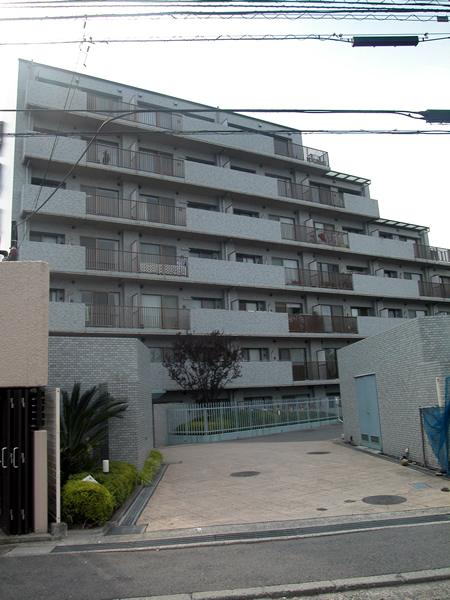 たまプラーザ東パークホームズの外観