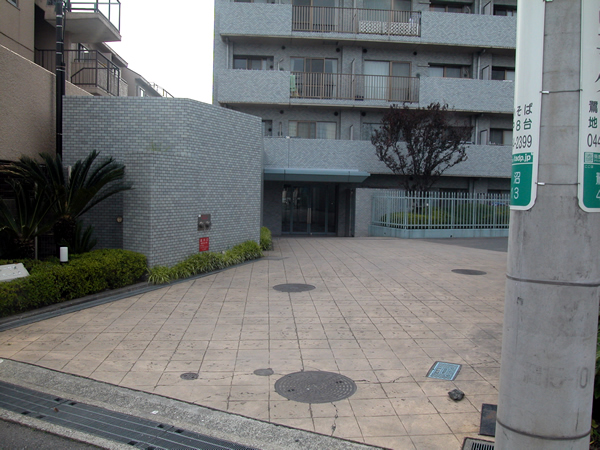 たまプラーザ東パークホームズの外観