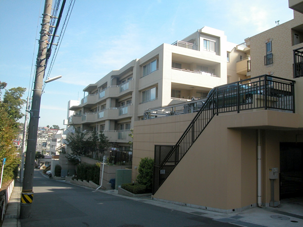 リビオ鷺沼シーズンズテラスの外観