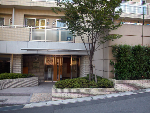 リビオ鷺沼シーズンズテラスの外観