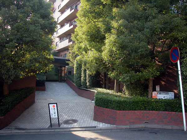 東急クリエール藤が丘A館の外観