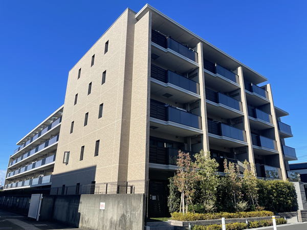 パークホームズ大倉山ガーデンの外観