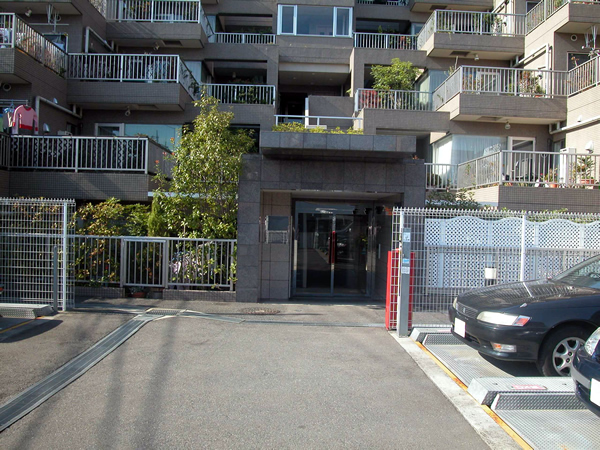 ユニテ藤が丘イーストテラスの外観