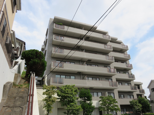 グランフォルム藤が丘の外観