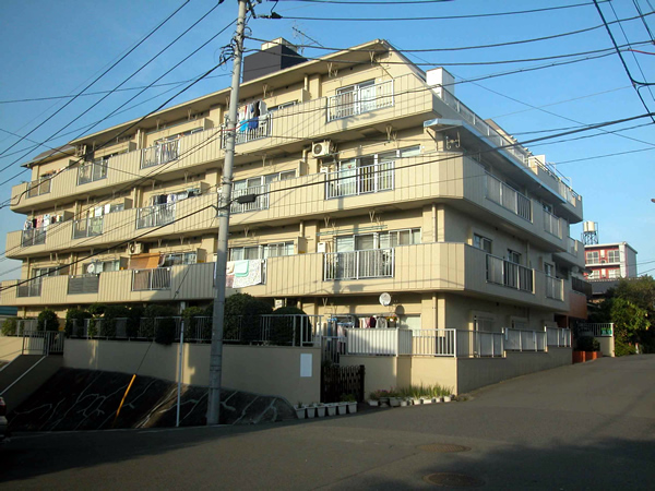 エスペランサ第3藤が丘の外観