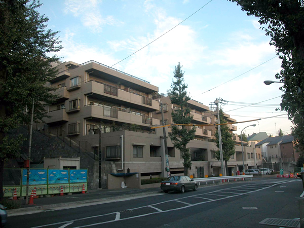 ガーデンテラス藤が丘の外観