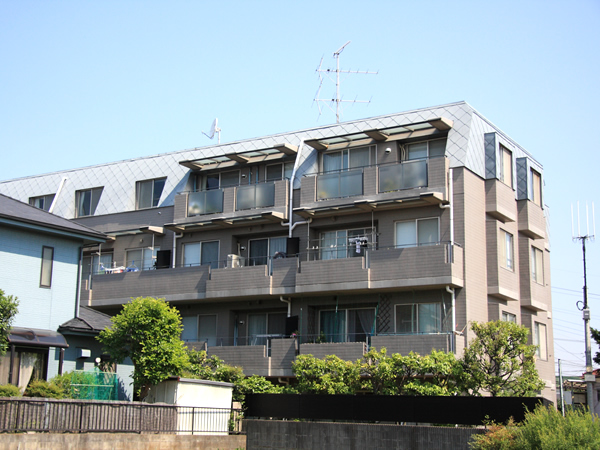 梶ヶ谷パインマンションの外観