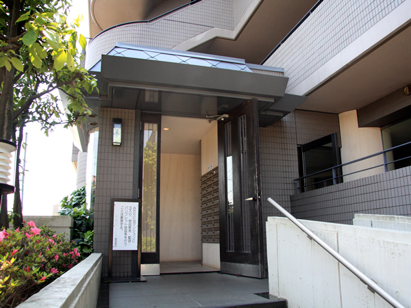 梶ヶ谷パインマンションの外観