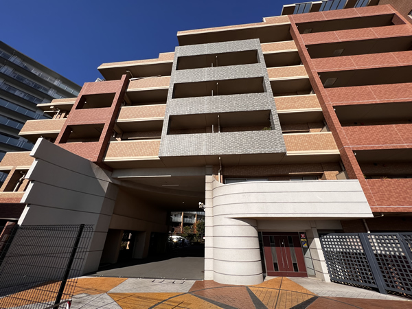 ベルス西船橋カザリアの外観