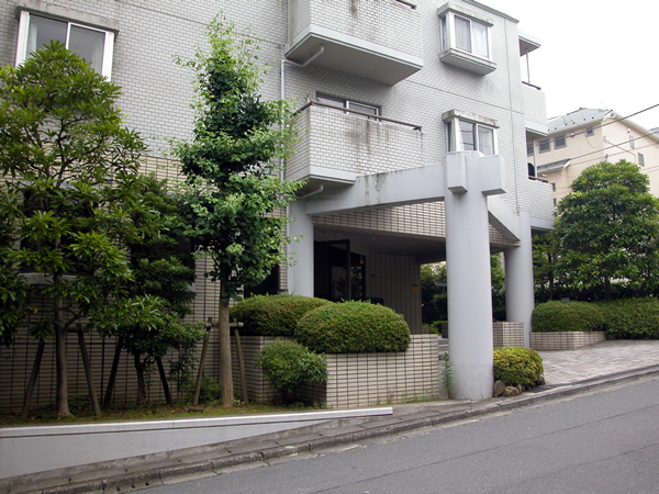 たまプラーザセントラルコートの外観