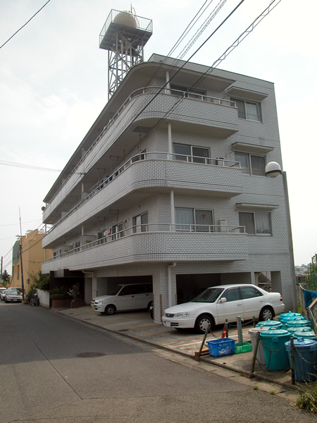 ファミネス宮前平の外観