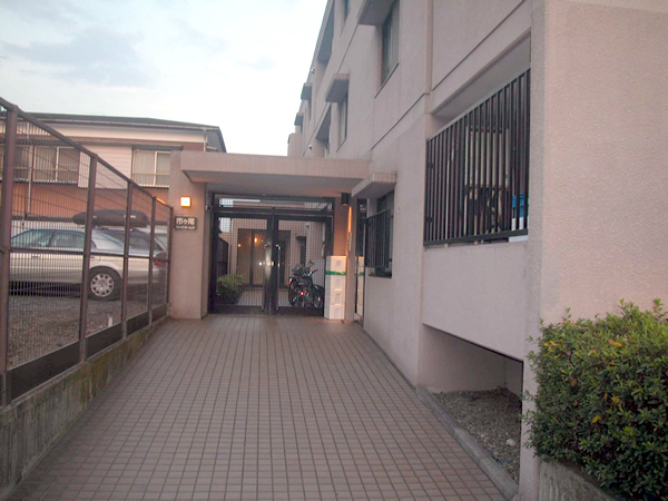 市ヶ尾パークホームズの外観