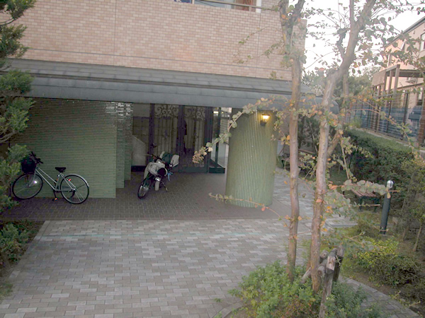 市が尾パークホームズ2番館の外観